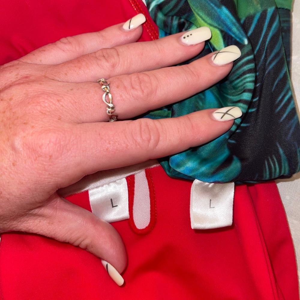 Shein bikini - Picture 3 of 3